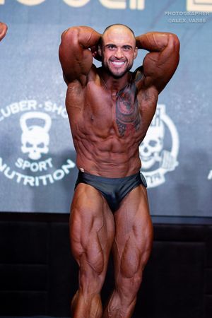 СLASSIC PHYSIQUE +178